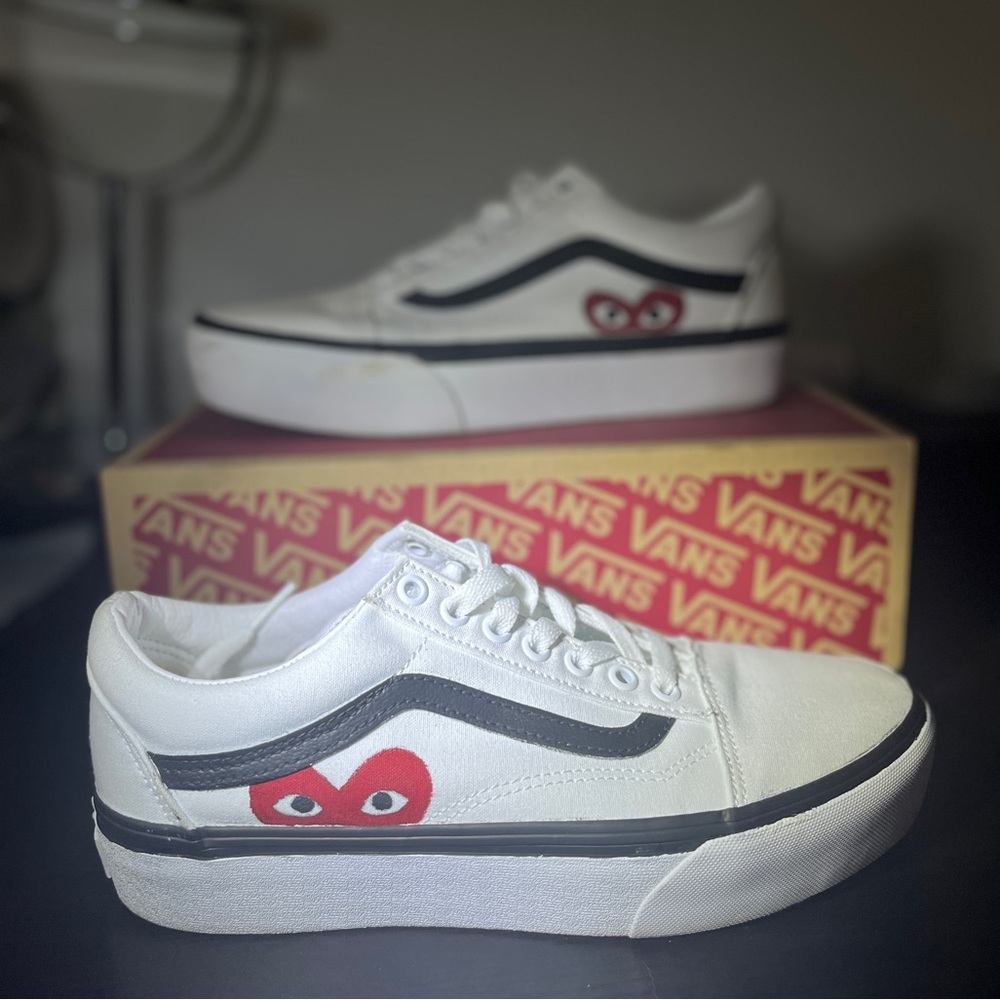 Custom Old Skool Vans ( Comme Des Garçons Play ) - Picture 5 of 5